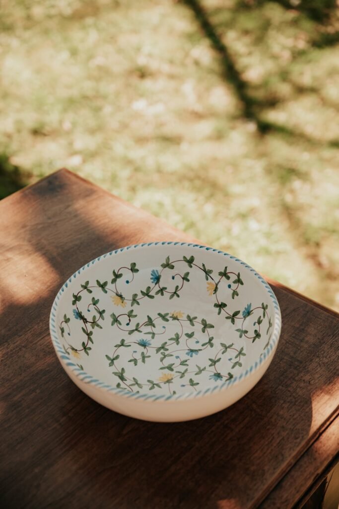 Saladier céramique artisanale Nonno Mio motif Fiori di Campo grand format fait main