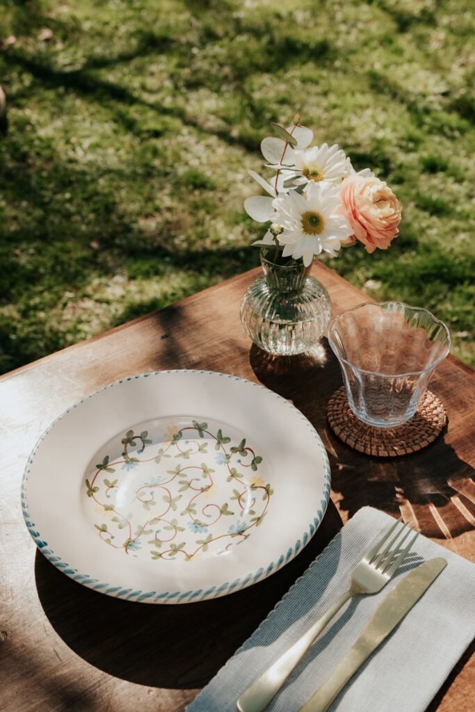 Assiette creuse céramique artisanale Nonno Mio motif Fiori di Campo peinte à la main
