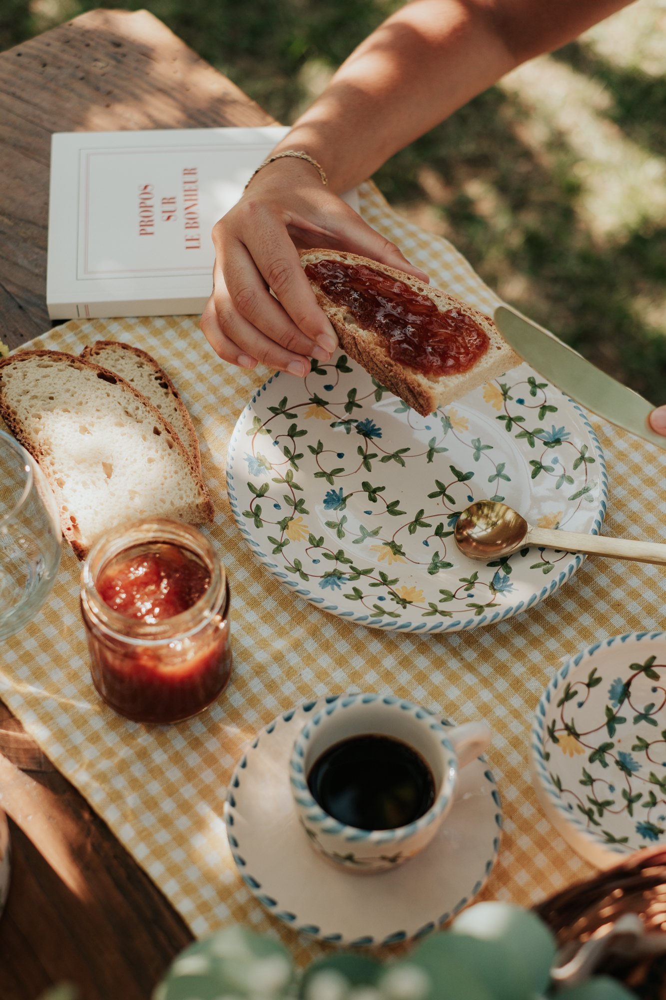 Assiette à dessert céramique artisanale Nonno Mio motif floral Fiori di Campo fait main