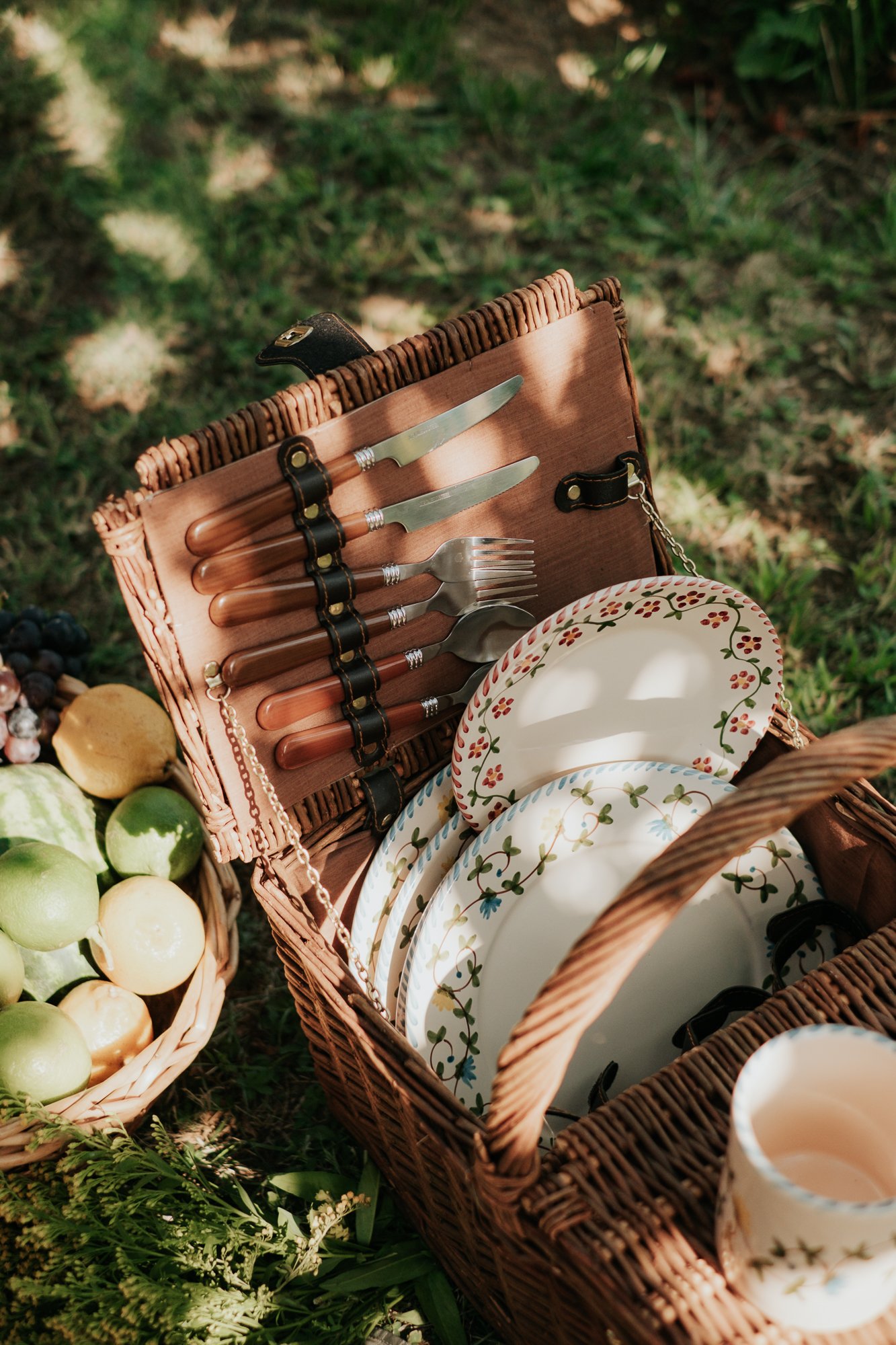 Assiette dessert céramique artisanale Nonno Mio motif Profumo di Primavera vert tendre fait main