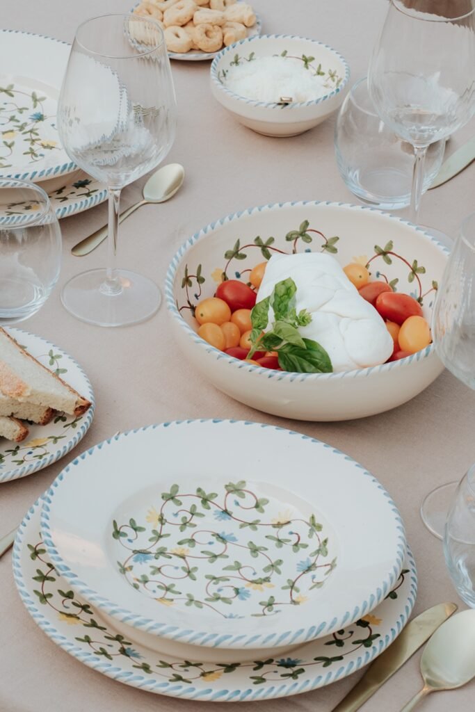 Saladier céramique artisanale Nonno Mio motif Fiori di Campo grand format fait main