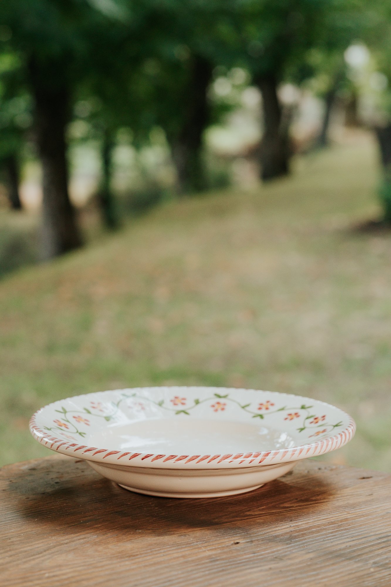 Assiette creuse céramique artisanale Nonno Mio motif Profumo di Primavera vert fait main