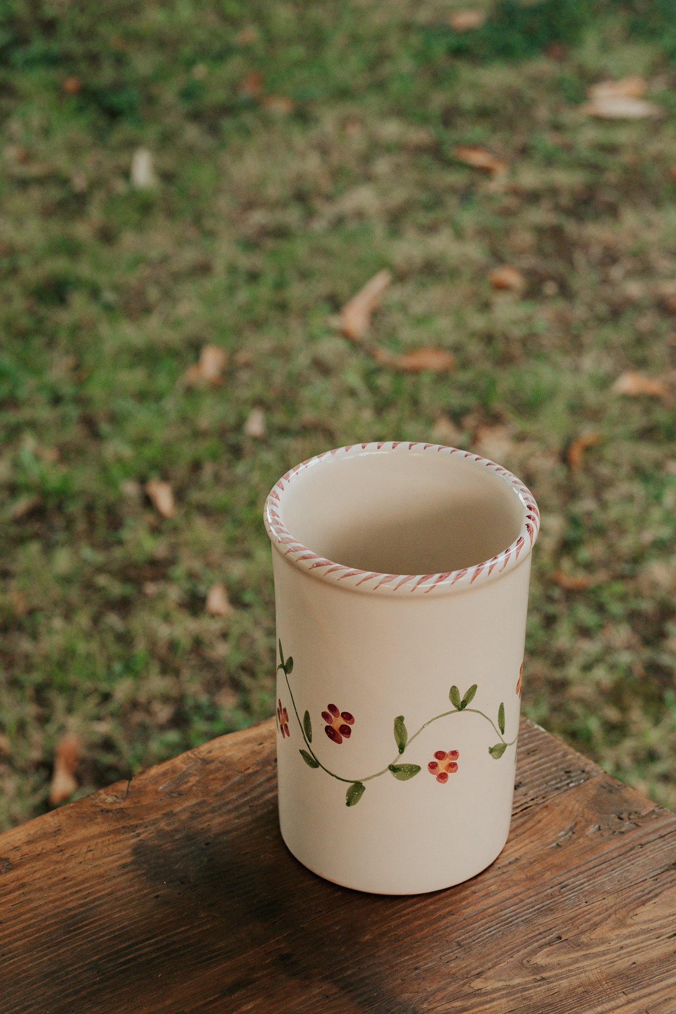 Vase céramique artisanale Nonno Mio motif Profumo di Primavera vert façonné peint main